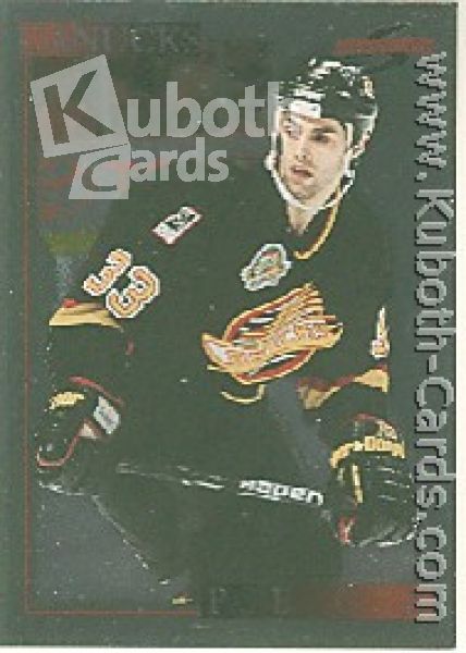 NHL 1995 / 96 Score Black Ice - No 157 - Mike Peca