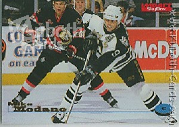 NHL 1996 / 97 Fleer SkyBox Impact - No 30 - Mike Modano
