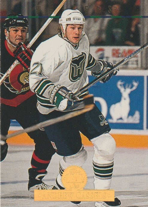 NHL 1994 / 95 Leaf - No 276 - Andrew Cassels