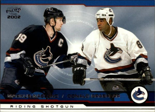 NHL 2001-02 Pacific - No 424 - Markus Naslund / Donald Brashear