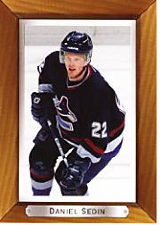 NHL 2003-04 BeeHive - No 185 - Daniel Sedin