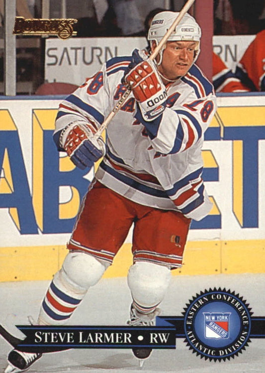 NHL 1995 / 96 Donruss - No 2 - Steve Larmer