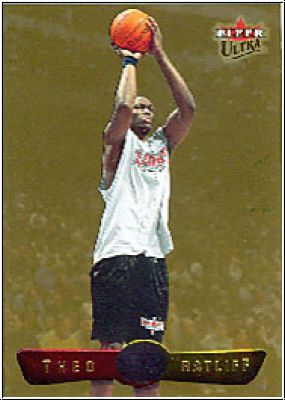 NBA 2001/02 Ultra Gold Medallion - No. 132 - Theo Ratliff