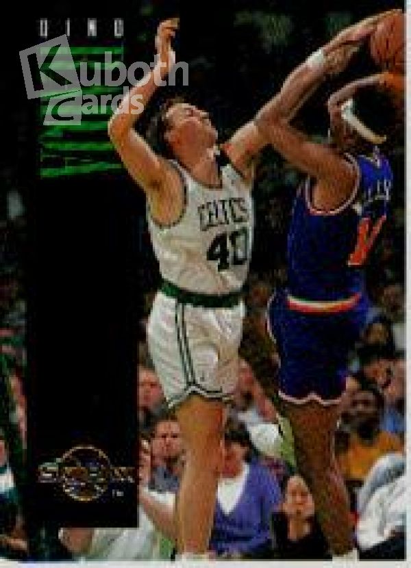 NBA 1994-95 SkyBox Premium - No 13 - Dino Radja