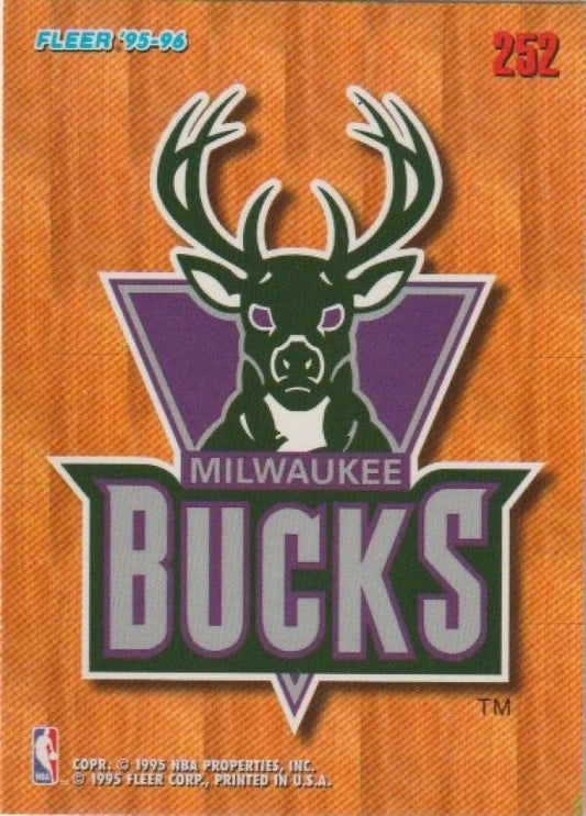 NBA 1995-96 Fleer European - No 252 - Milwaukee Bucks Team Logo