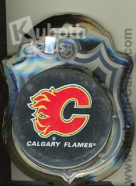 NHL Basic Team Logo Blister Puck - Calgary Flames