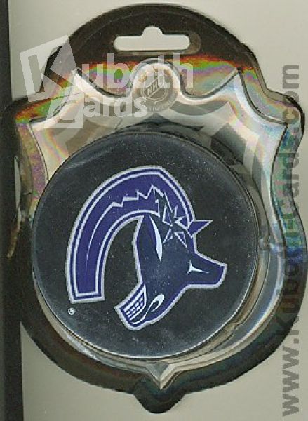 NHL Basic Team Logo Blister Puck - Vancouver Canucks