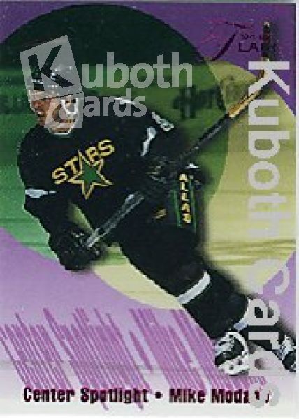 NHL 1994/95 Flair Center Spotlight - No 9 of 10 - Mike Modano