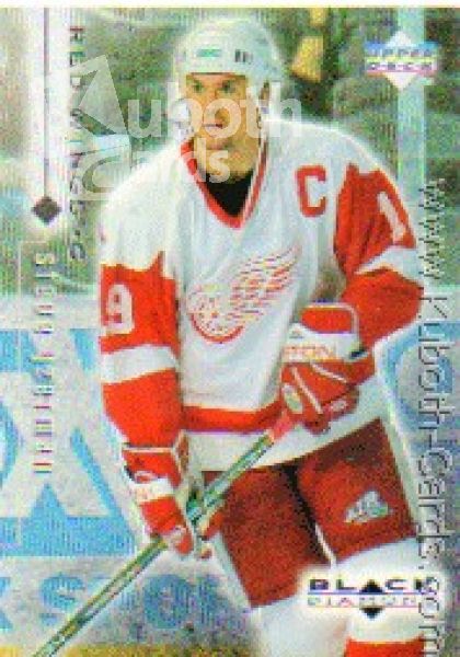 NHL 1998-99 Black Diamond - No 30 - Steve Yzerman