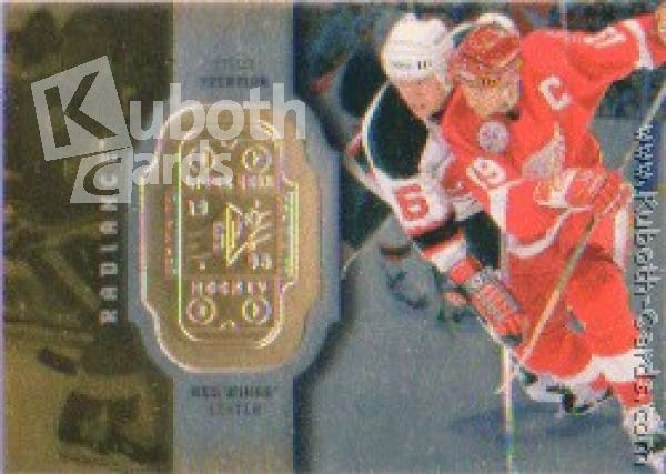 NHL 1998-99 SPx Finite Radiance - No 30 - Steve Yzerman