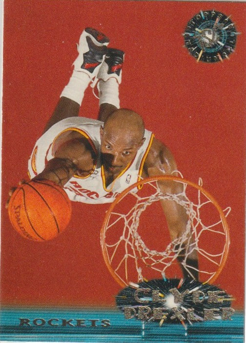 NBA 1995-96 Stadium Club - No 4 - Clyde Drexler