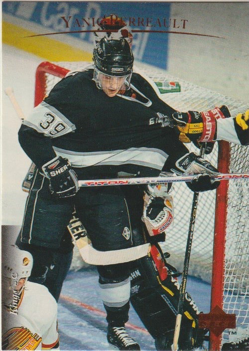 NHL 1995 / 96 Upper Deck - No 28 - Yanic Perreault