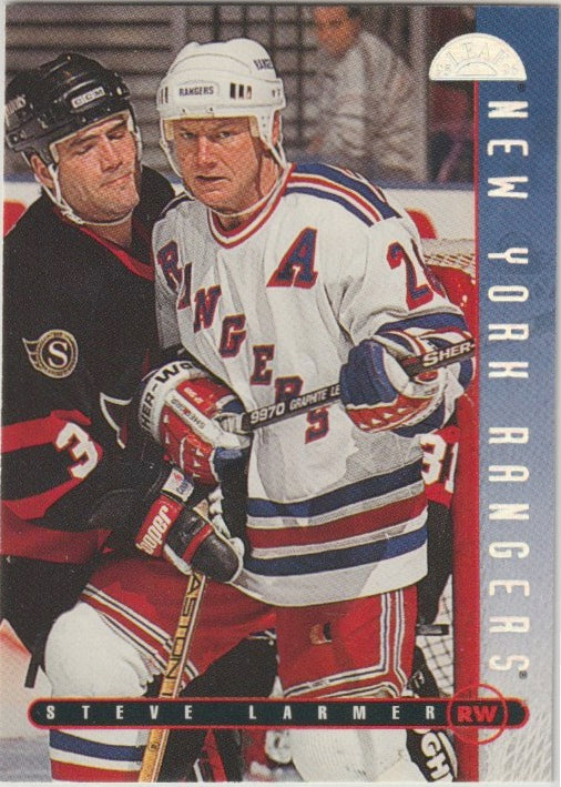 NHL 1995 / 96 Leaf - No 178 - Steve Larmer